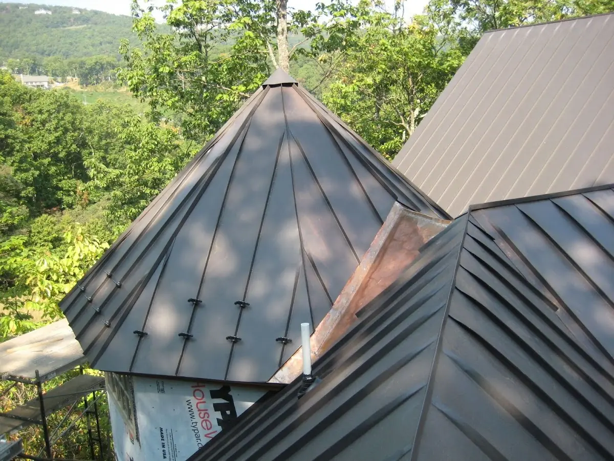 Professional Roof Tarp Installation by Craftsman Roofing in Carlton Hill